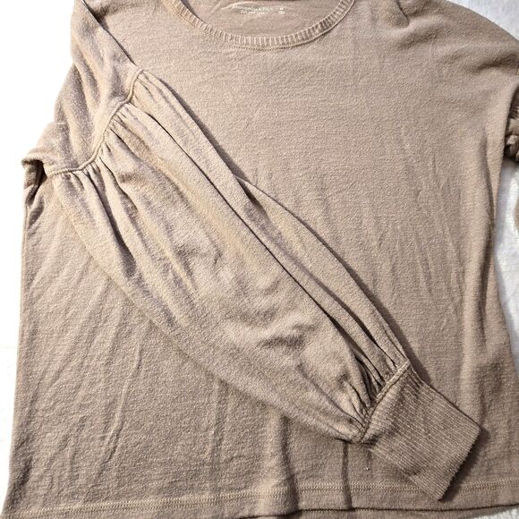 Abercrombie & Fitch Sweater Womens Medium Dark Tan Color  Round Neck - Picture 2 of 4